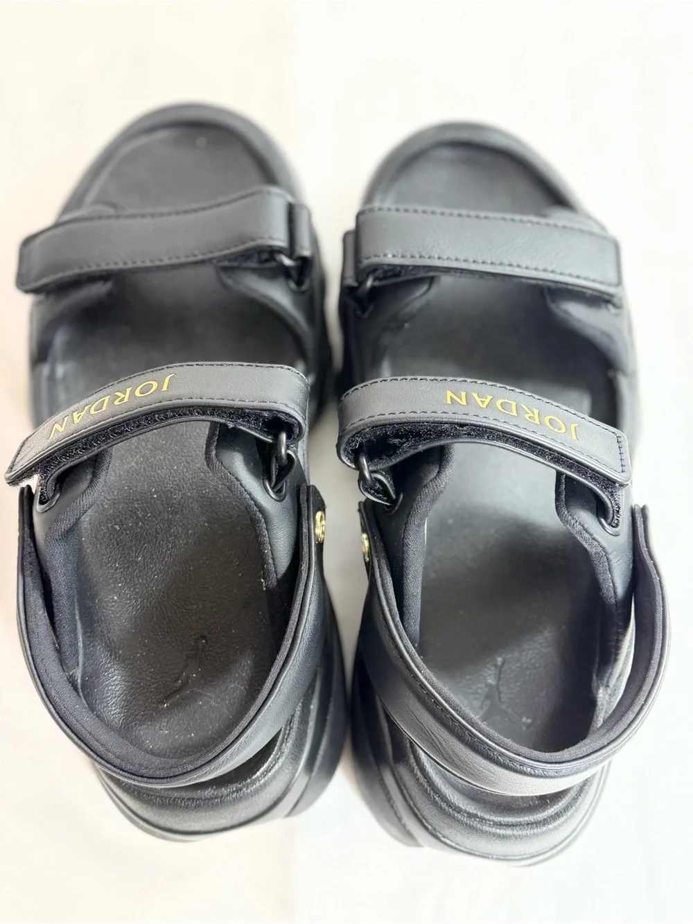 Jordan padded black